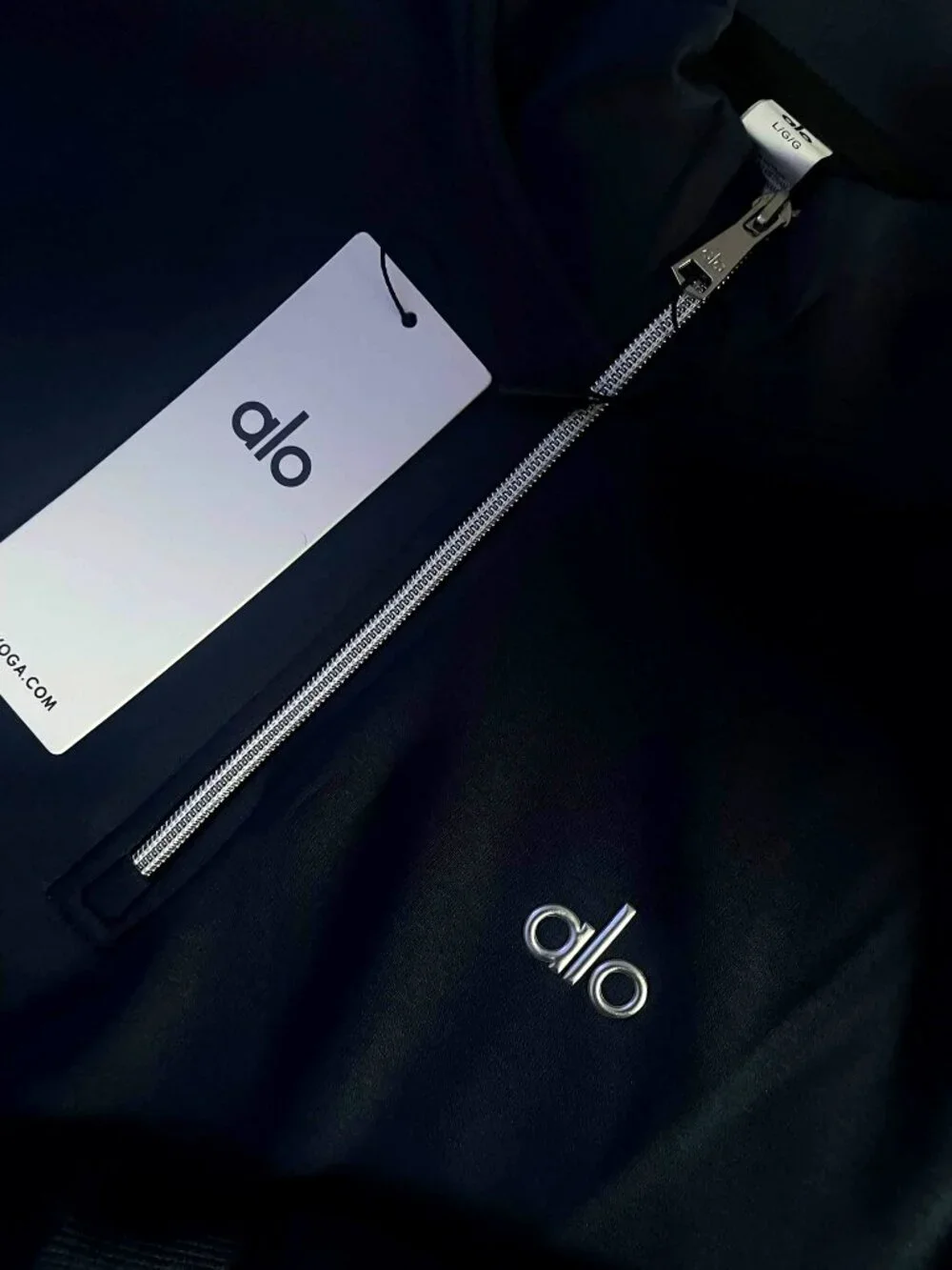 ALO Yoga Unisex Navy Quarter-Zip Hoodie and Jogger Set NWT - Picture 3 of 7